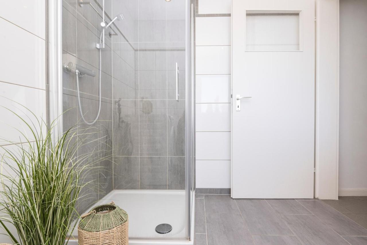 Center Dream Apartment - Netflix Krefeld Kültér fotó